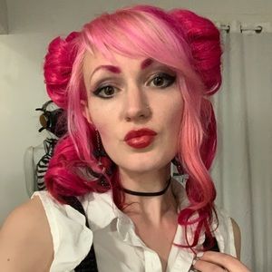 Meet your Posher, Marissa